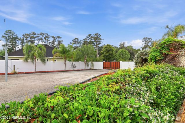 11685 WOODSIDE Lane, Jacksonville, FL 32223