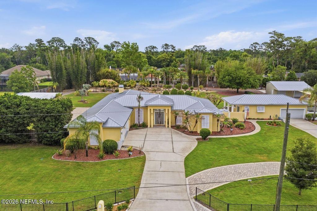 11685 WOODSIDE Lane, Jacksonville, FL 32223