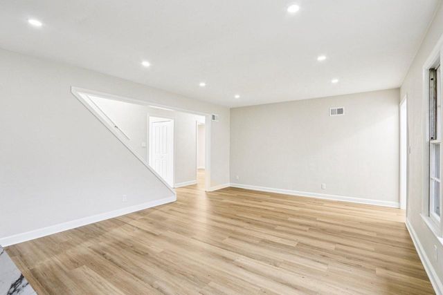 3347 S 47th STREET, Greenfield, WI 53219