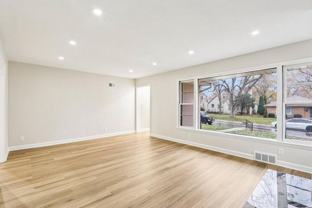 3347 S 47th STREET, Greenfield, WI 53219