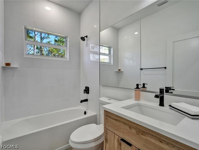 918 Eisenhower BLVD, Lehigh Acres, FL 33974