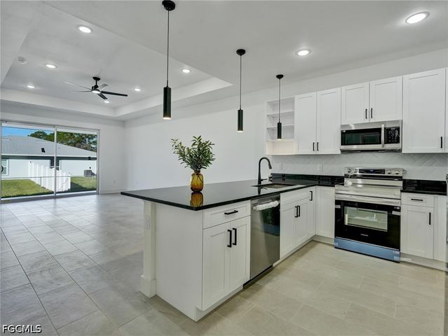 918 Eisenhower BLVD, Lehigh Acres, FL 33974