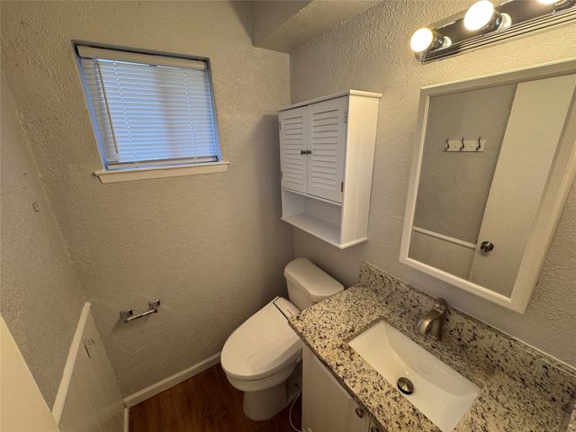 1239 Hidden Valley Drive, Dallas, TX 75241