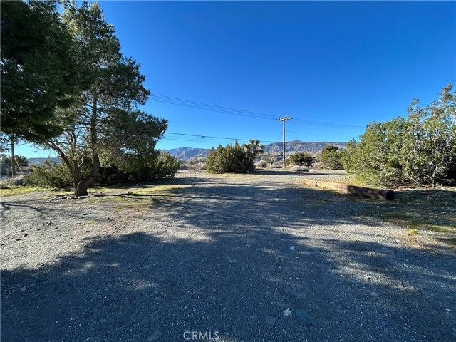 2830 Phelan Road, Phelan, CA 92371