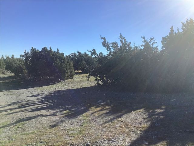 2830 Phelan Road, Phelan, CA 92371