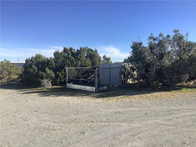 2830 Phelan Road, Phelan, CA 92371