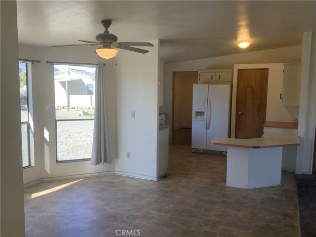 2830 Phelan Road, Phelan, CA 92371