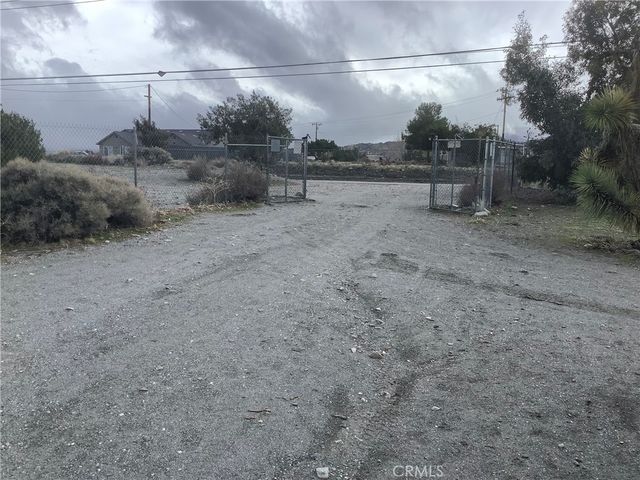 2830 Phelan Road, Phelan, CA 92371