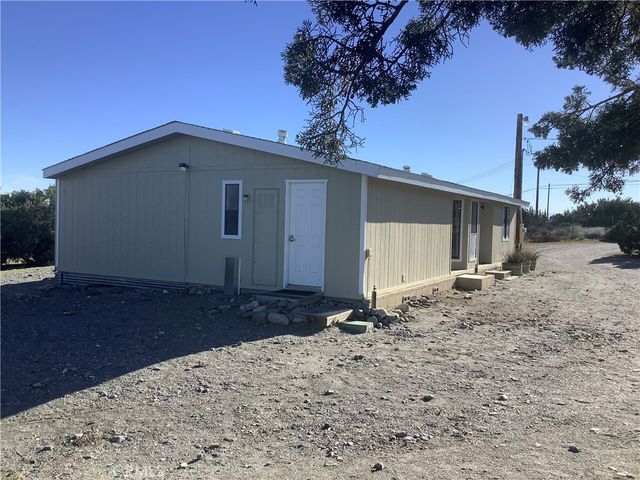 2830 Phelan Road, Phelan, CA 92371