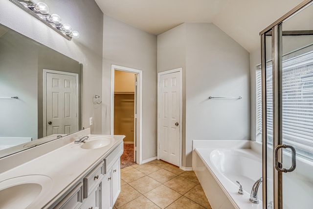 606 Red Oak Canyon Lane, La Marque, TX 77568