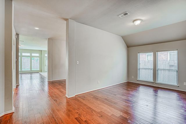 606 Red Oak Canyon Lane, La Marque, TX 77568