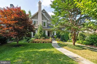 4421 LOWELL STREET, Washington, DC 20016