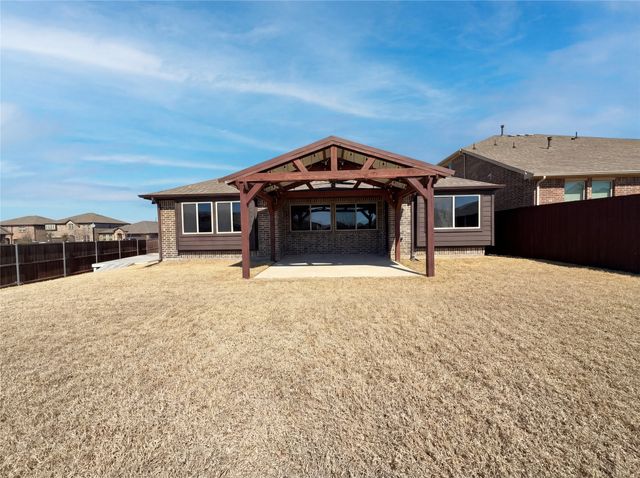 1308 Morning Ridge Trail, Aubrey, TX 76227