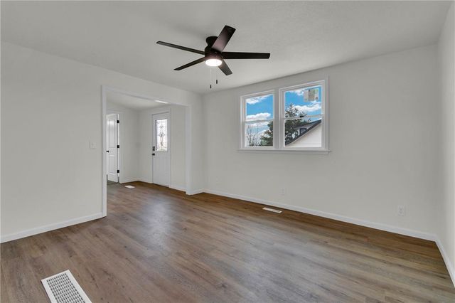 309 E 2nd Street, Bonner Springs, KS 66012