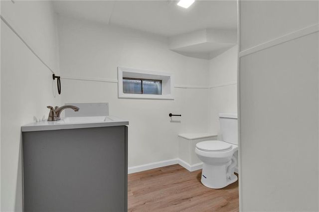 309 E 2nd Street, Bonner Springs, KS 66012