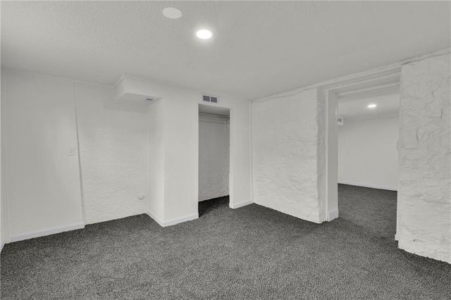 309 E 2nd Street, Bonner Springs, KS 66012