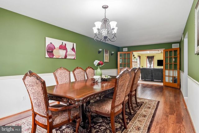 15 WESTMINSTER DR, Voorhees, NJ 08043