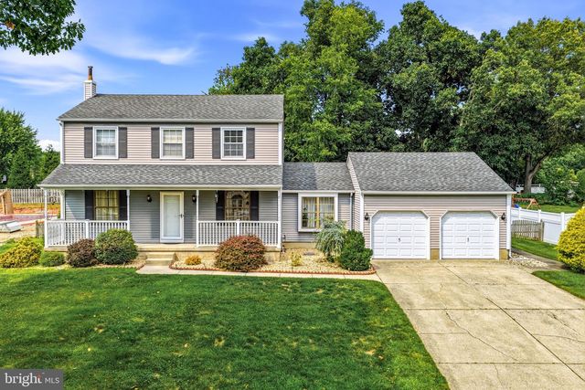 15 WESTMINSTER DR, Voorhees, NJ 08043