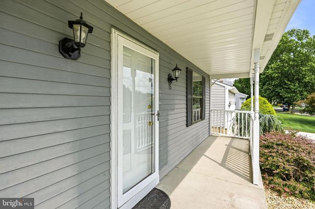 15 WESTMINSTER DR, Voorhees, NJ 08043