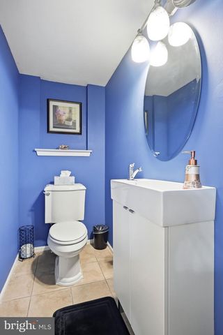 15 WESTMINSTER DR, Voorhees, NJ 08043