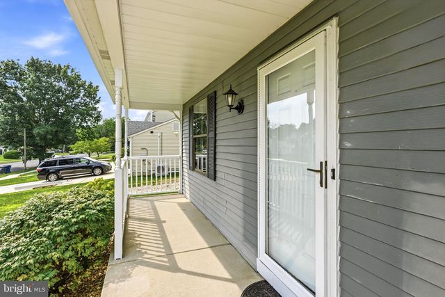 15 WESTMINSTER DR, Voorhees, NJ 08043