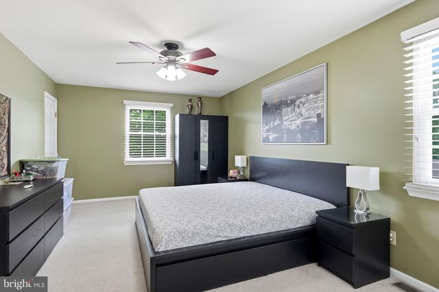 15 WESTMINSTER DR, Voorhees, NJ 08043