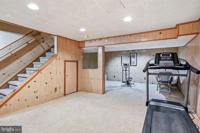 15 WESTMINSTER DR, Voorhees, NJ 08043