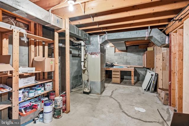 15 WESTMINSTER DR, Voorhees, NJ 08043