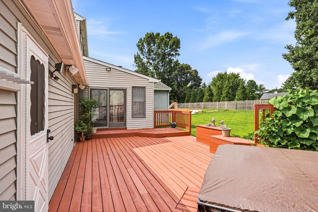 15 WESTMINSTER DR, Voorhees, NJ 08043