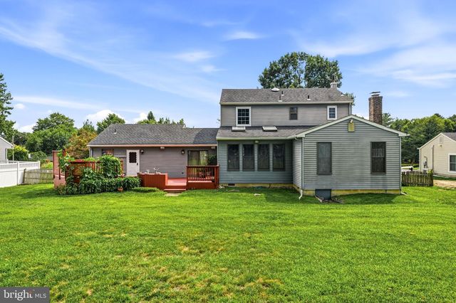 15 WESTMINSTER DR, Voorhees, NJ 08043