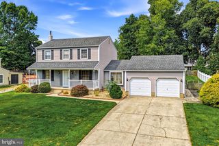 15 WESTMINSTER DR, Voorhees, NJ 08043