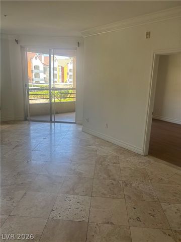 210 East FLAMINGO Road 123, Las Vegas, NV 89169