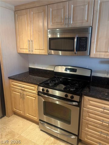 210 East FLAMINGO Road 123, Las Vegas, NV 89169
