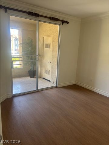 210 East FLAMINGO Road 123, Las Vegas, NV 89169