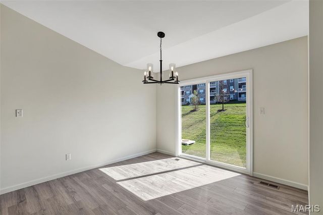 211 Windmill View Drive, O'fallon, MO 63385