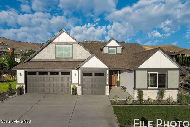 20582 N BOMBASTIC ST, Rathdrum, ID 83858