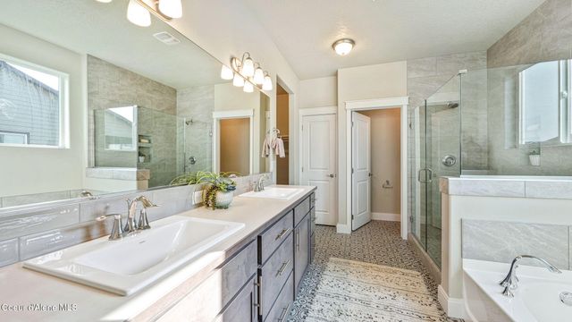 20582 N BOMBASTIC ST, Rathdrum, ID 83858