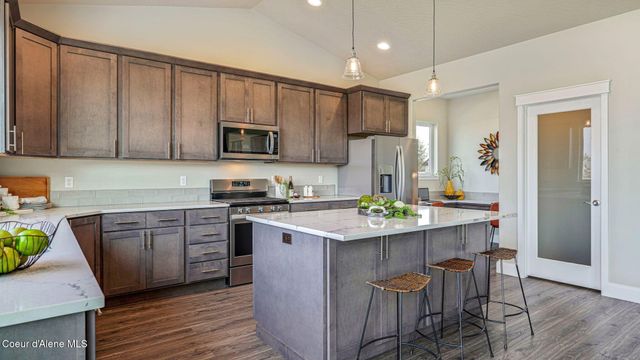 20582 N BOMBASTIC ST, Rathdrum, ID 83858