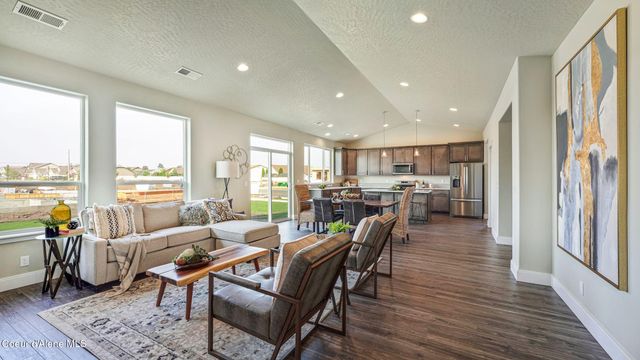 20582 N BOMBASTIC ST, Rathdrum, ID 83858