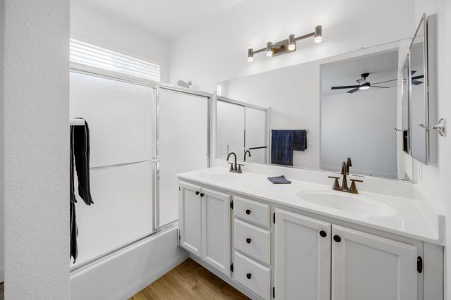 2358 Stone River Ct, Rancho Cordova, CA 95670