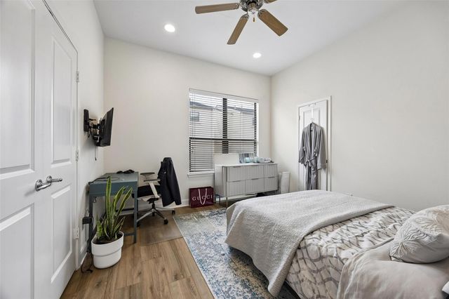 5022 Lillian Street, Houston, TX 77007