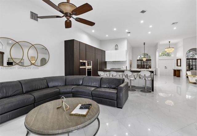 1221 NW 141st Ave, Pembroke Pines, FL 33028