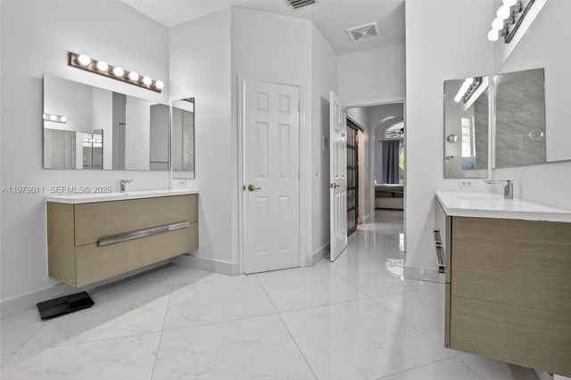 1221 NW 141st Ave, Pembroke Pines, FL 33028