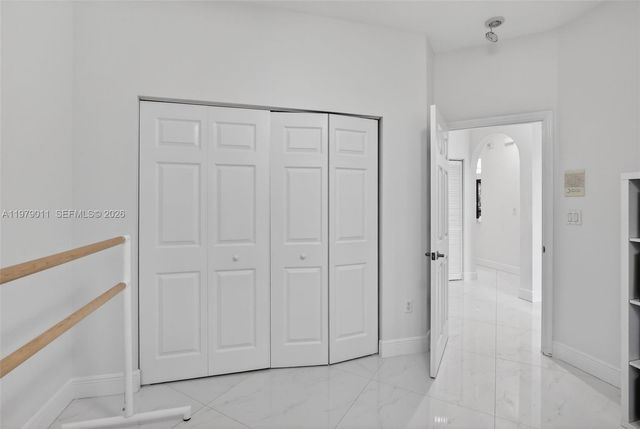 1221 NW 141st Ave, Pembroke Pines, FL 33028