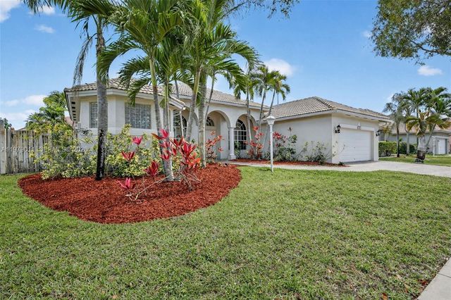 1221 NW 141st Ave, Pembroke Pines, FL 33028