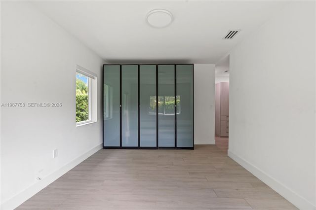 4020 Riviera Dr, Coral Gables, FL 33146