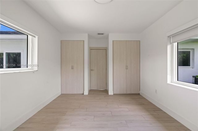 4020 Riviera Dr, Coral Gables, FL 33146