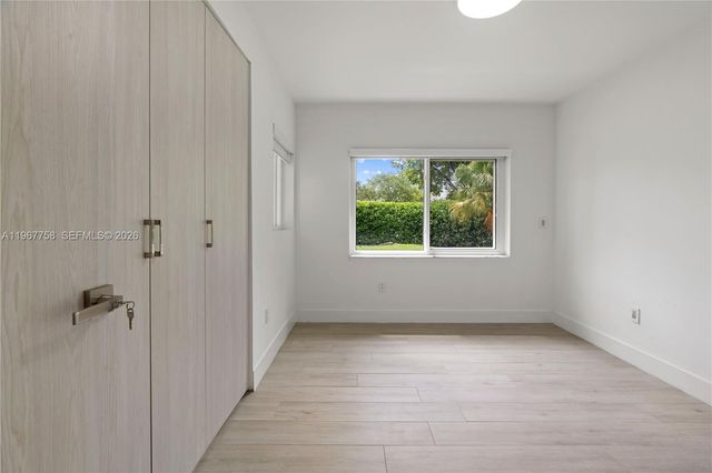 4020 Riviera Dr, Coral Gables, FL 33146