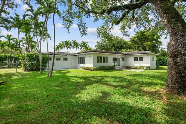 4020 Riviera Dr, Coral Gables, FL 33146