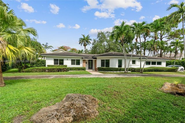 4020 Riviera Dr, Coral Gables, FL 33146